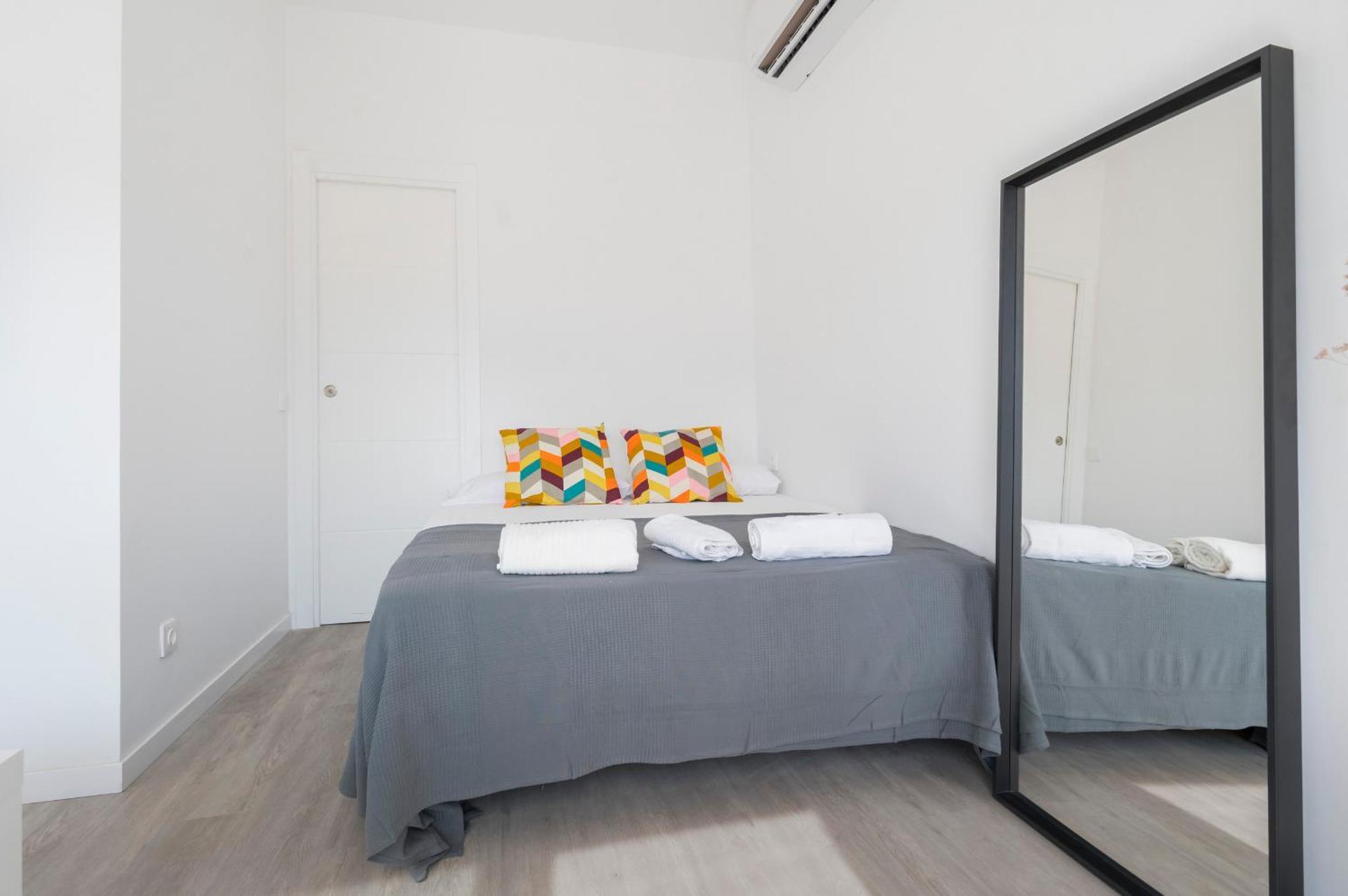 Apartamento Anfitrion Triana 3 Sevilla Exterior foto